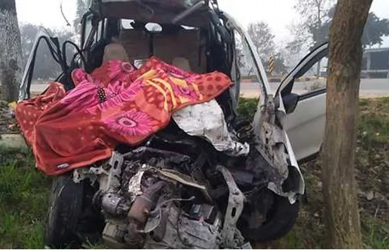 यूपी : बाराबंकी में दर्दनाक हादसा, एक परिवार के छह लोगों की मौत 