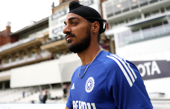 IND vs ENG : चौथे टेस्ट मैच में इस गेंदबाज के डेब्यू से पहले टेंशन में इंग्लैंड, तीसरे मैच ही था उतरना