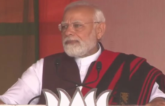 परिवारवाद पर पीएम मोदी ने साधा निशाना, कहा-कांग्रेस की तरह हम पूर्वोत्तर के राज्यों को एटीएम नहीं, 'अष्ट लक्ष्मी' मानते हैं  