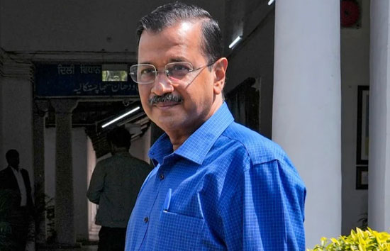 शराब घोटाले केस में अरविंद केजरीवाल गिरफ्तार, सीएम हाउस में लंबी पूछताछ के बाद ED ने की कार्रवाई 