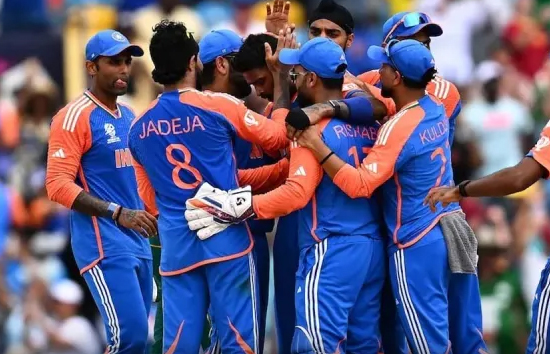 ICC ने पावरप्ले के नियमों में किया बदलाव...टी20 इंटरनेशनल मैचों में दिखेगा असर