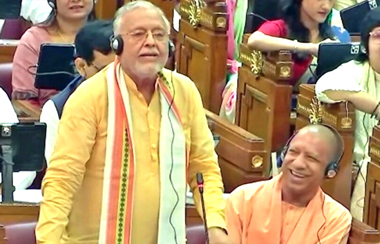 ...जब सुरेश खन्ना ने यूपी विधानसभा में सुनाई शायरी तो खिलखिला कर हंस पड़े सीएम योगी