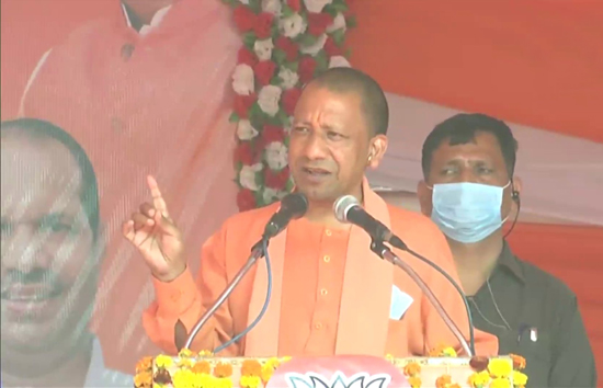 रायबरेली : सीएम योगी ने कांग्रेस और सपा पर बोला हमला, जनता से की राम भक्त राकेश सिंह को जिताने की अपील