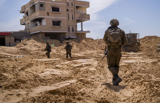 गाजा के 50 फीसदी इलाके पर इजरायल का कब्जा, इधर-उधर  भटक रहे फिलिस्तीनी