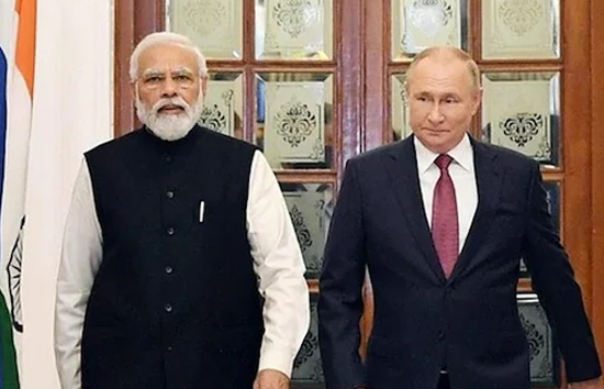 आखिर भारत की किस बात तन गया पुराना दोस्त रूस, फंस गई दोनों देशों के बीच ये बड़ी डील 