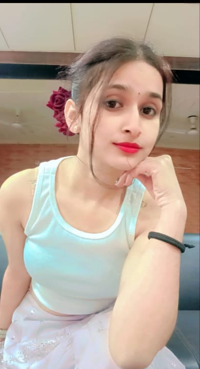 Sakshi Mishra part of music vidso 