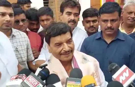 यूपी उपचुनाव : करहल में शिवपाल यादव ने योगी सरकार पर बोला हमला, कहा- पीडीए न तो बंटेगा न कटेगा...जो ऐसी बात करेगा वो पिटेगा