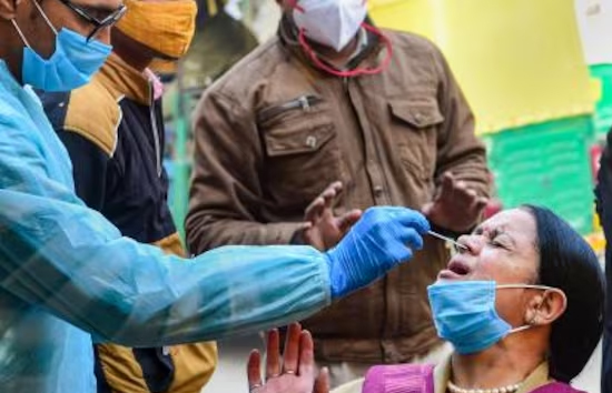 24 घंटे में कोरोना के 752 नए केस, 4 की मौत, देश में तीन हजार से ज्यादा एक्टिव केस 