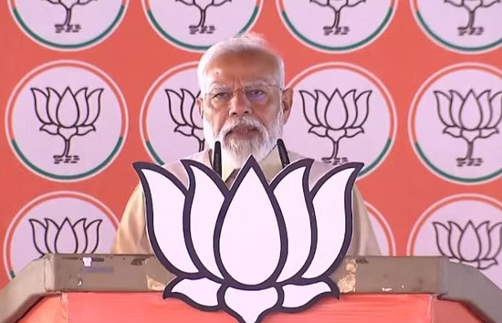 पहले की सरकारें दुनिया से मदद मांगती थी आज भारत दुनिया की मदद कर रहा, पीलीभीत रैली में पीएम मोदी कांग्रेस पर बोला हमला 