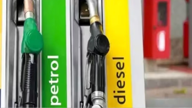 Petrol-Diesel Price Today: दिल्ली में पेट्रोल-डीजल सबसे सस्ता, जानें अपने शहर के लेटेस्ट रेट्स
