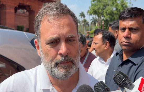 मिडिल ईस्ट में हालात हुए और गंभीर, केंद्र ने बुलाई सर्वदलीय बैठक, नेता प्रतिपक्ष राहुल गांधी नहीं होंगे शामिल