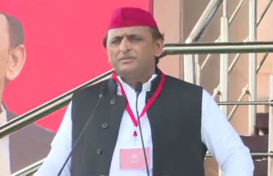 सपा के अधिवेशन में बोले अखिलेश यादव, कहा- 2019 व 2022 का चुनाव डटकर लड़ा, आगे भी चुनौती को मिलकर करेंगे पार