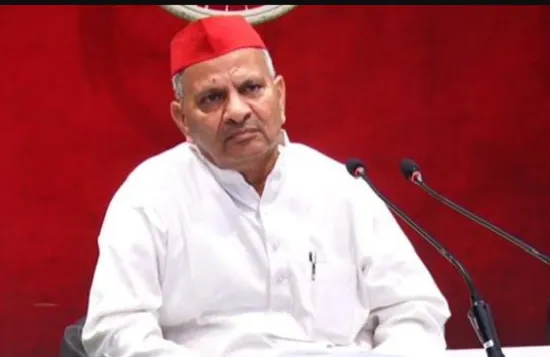 सपा प्रदेश अध्यक्ष ने की निर्वाचन आयोग से गोंडा के डीएम/जिला निर्वाचन अधिकारी को हटाने की मांग