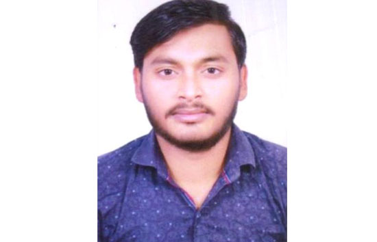 बहराइच के रहने वाले आदेश मणि त्रिपाठी ने 2सेकंड अटेम्पट में  JRF में परीक्षा पास की 