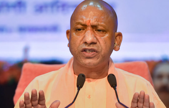 योगी सरकार ने यूपी के 68,236 राज्य कर्मचारियों का रोका वेतन, जाने क्या है कारण ?