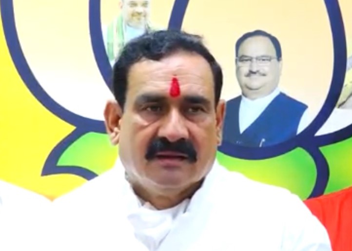 मध्यप्रदेश विधानसभा चुनाव में भाजपा को बम्पर जीत मिलने के बाद पार्टी में खुशी की लहर 