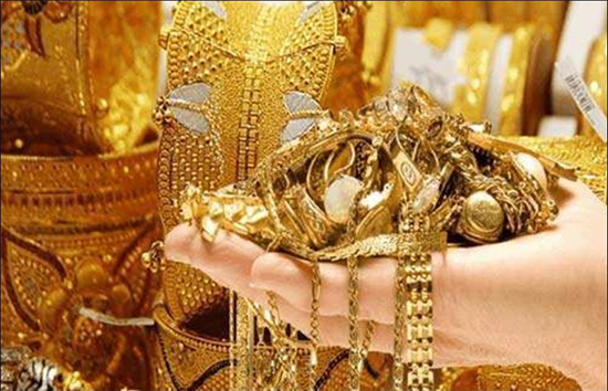 सोना एक लाख रुपये प्रति 10 ग्राम के पहुंचा पार, सही साबित हुए एक्सपर्ट्स के अनुमान 