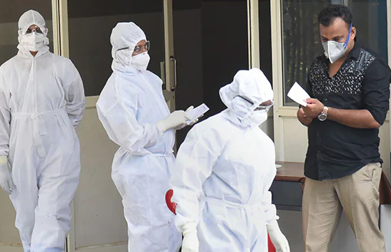 coronavirus case in india : कोरोना के नए मामलों थोड़ी कमी,  24 घंटे में 12,781 नए केस  