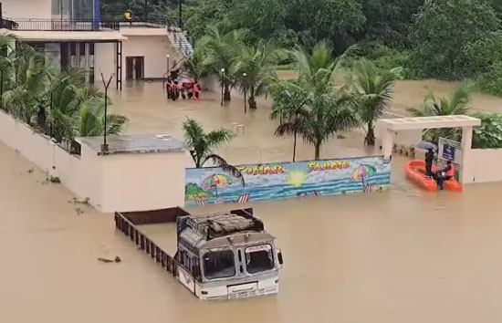महाविनाशक चक्रवात 'अर्नब' का 14 राज्यों में कहर: UP में 13 की मौत, छत्तीसगढ़ में नदियां उफान पर, बिहार में यलो अलर्ट जारी