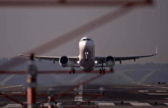 अब 100 रुपये में करें हवाई सफर,  मिलेगा 50 लाख तक इंश्योरेंस और अन्य फायदे 