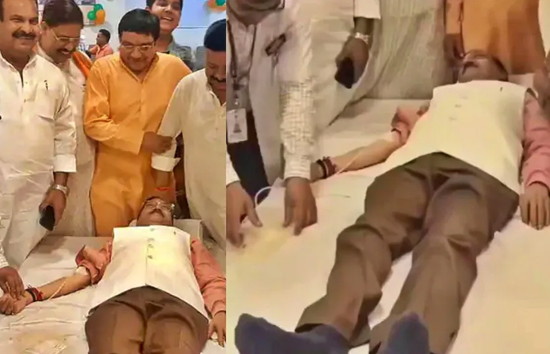 मुरादाबाद : रक्तदान करने  पहुंचे थे मेयर विनोद अग्रवाल...डॉक्टर ने इंजेक्शन निकाला तो बोले रहने दीजिये हम तो ऐसे आए थे 