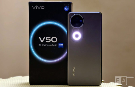 भारत में हुआ लॉन्च हुआ Vivo V50 स्मार्ट फोन...AI कैमरा मोड, इतनी है कीमत