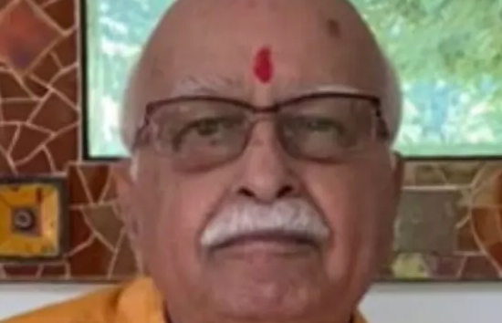 BJP नेता लालकृष्ण आडवाणी की बिगड़ी तबीयत, अपोलो अस्पताल में भर्ती