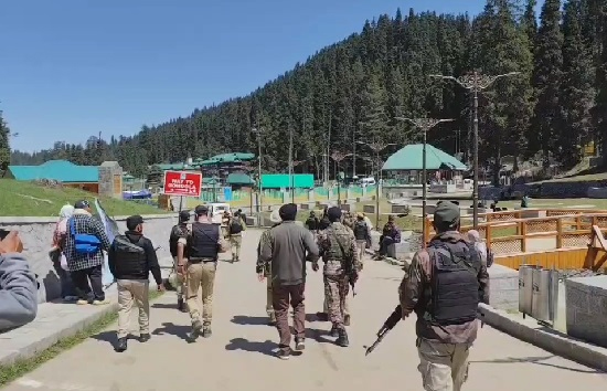 पहलगाम हमले के बाद सरकार ने उठाया बड़ा कदम, दर्जनों रिसॉर्ट्स और पर्यटन स्थलों को किया बंद