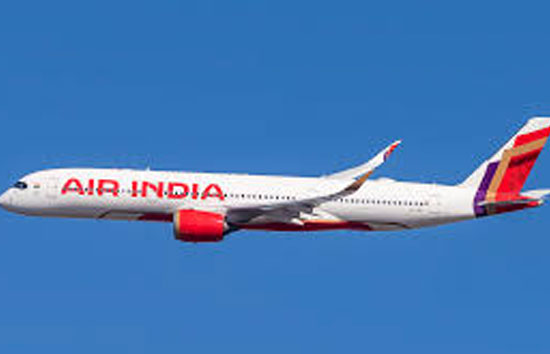 एयर इंडिया के प्लेन में यात्री ने किया दूसरे यात्री पर पेशाब, मचा बवाल 