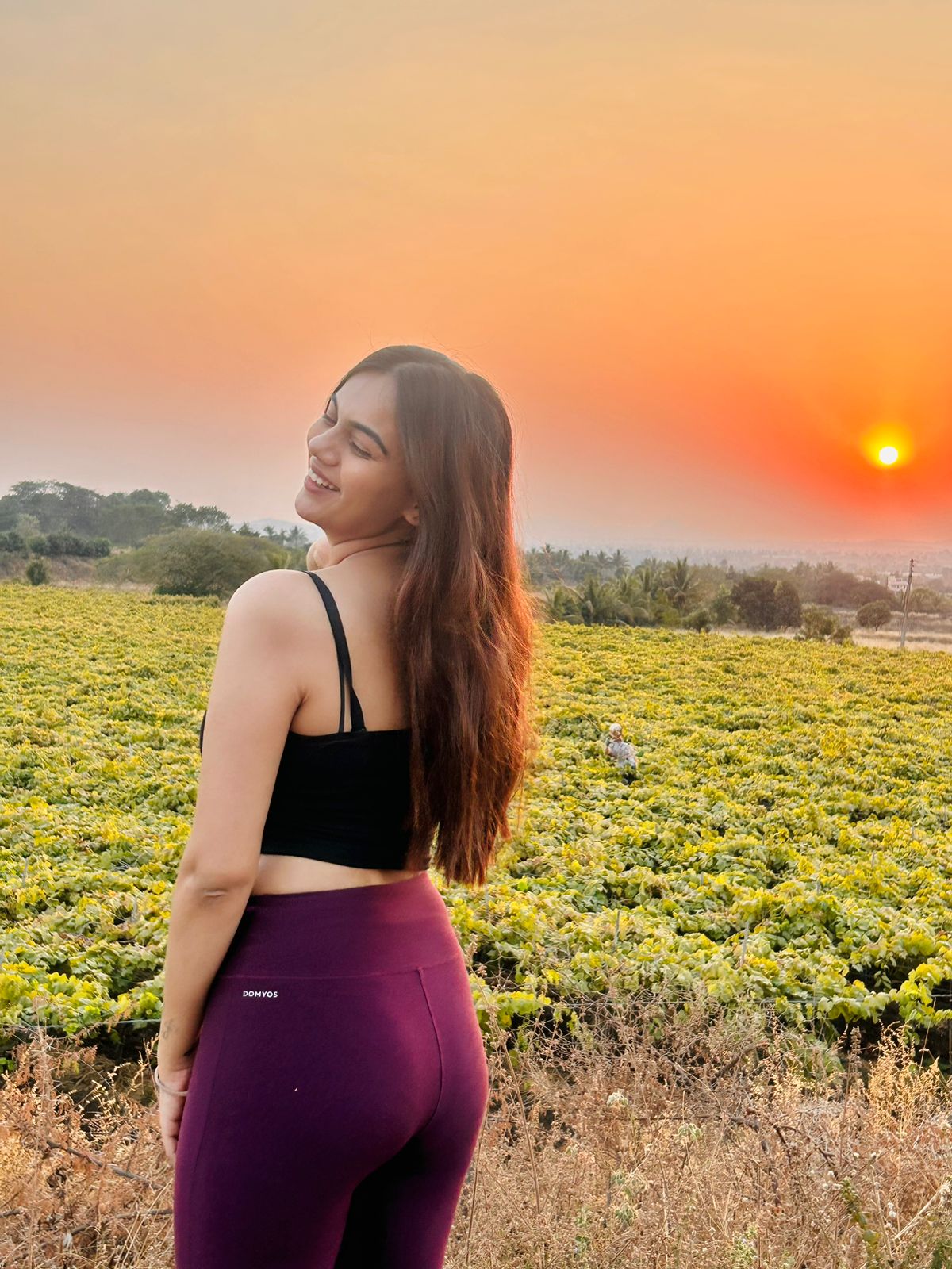 Prominent supermodel and actress Sakshi Kabra to work with award winning film director Vipin Agnihotri