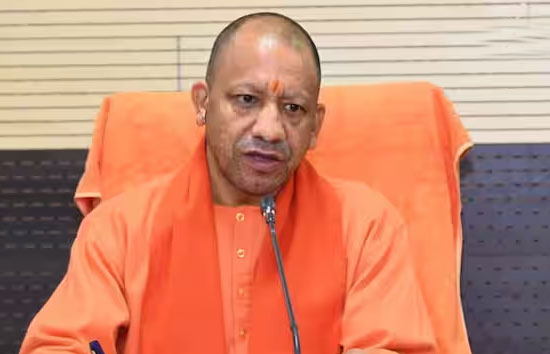 यूपी : SIR की ड्राफ्ट वोटर सूची जारी होने के बाद टेंशन में बीजेपी, CM योगी ने कहा इसे हलके में न लें 