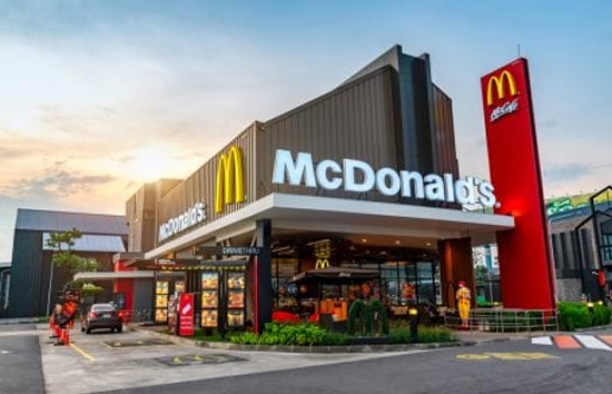 मैकडॉनल्ड्स ने रूस छोड़ने का किया ऐलान, खरीदार की तलाश तेज