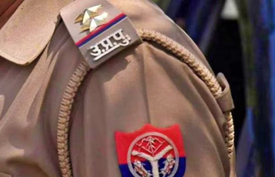 यूपी : सब-इंस्पेक्टर ने की महिला दारोगा के साथ रेप की कोशिश, दिखाने लगा अश्लील वीडियो, गिरफ्तार 