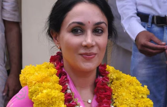राजस्थान विस चुनाव : सांसद से विधायक बनीं शाही परिवार की राजकुमारी दीया कुमारी, कांग्रेस उम्मीदवार को बड़े अंतर्से से हराया