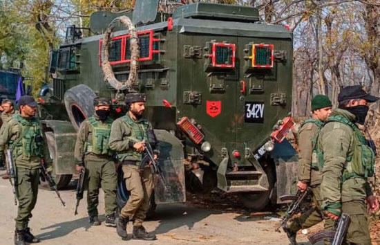 जम्मू-कश्मीर : राजौरी में आतंकियों ने सुरक्षाबलों की गोलीबारी, 2 कैप्टन समेत 4 जवान शहीद