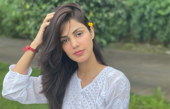 सुशांत मर्डर केस :  ड्रग सप्लाई करती थी Rhea Chakraborty, एनसीबी ने किया दावा 