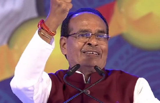 MP : शिवराज का बड़ा ऐलान, सरकारी नौकरियों में 35 फीसदी पदों बेटियों की करेंगे भर्ती,  450 रुपये में मिलेगा सिलेंडर