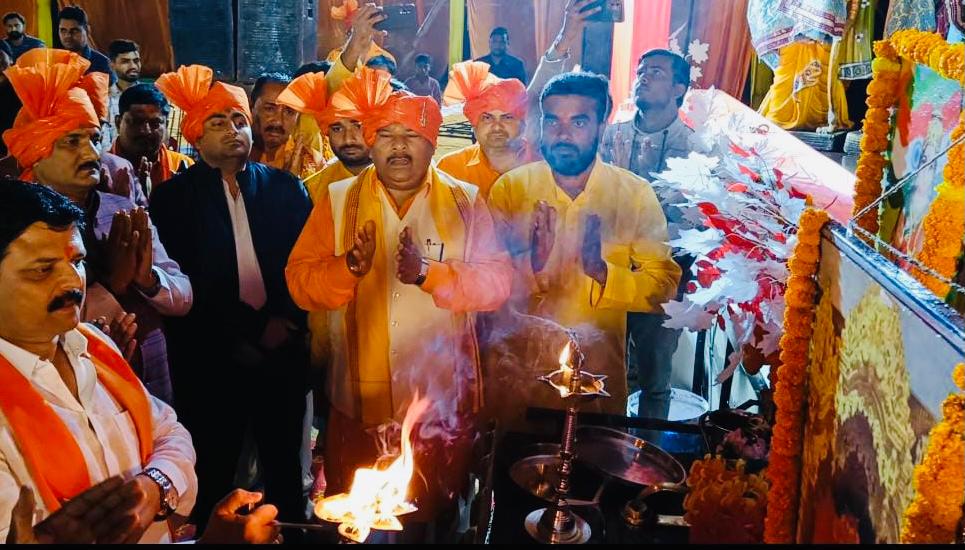 हिंदू नव वर्ष पर डुमरियागंज मे आयोजित हुआ बालाजी सरकार की महाआरती का कार्यक्रम