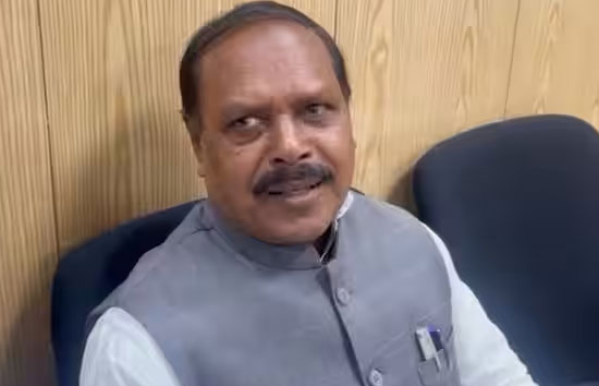 RJD से भभुआ  विधायक NDA में हुए शामिल, लोकसभा चुनाव से पहले कुल 5 विधायक छोड़ चुके पार्टी 