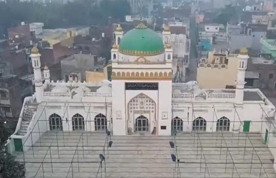 संभल मस्जिद की रंगाई-पुताई पर रोक...हाईकोर्ट ने सिर्फ सफाई का दिया आदेश, मरम्मत कार्य भी नहीं होगा 