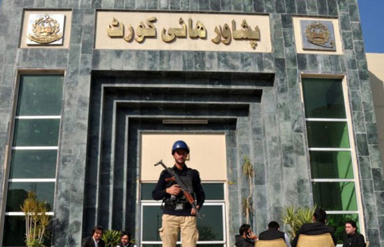 पाकिस्तान : लादेन को पकड़वाने वाले डॉक्टर की पत्नी और बच्चे कोर्ट से बड़ी राहत 