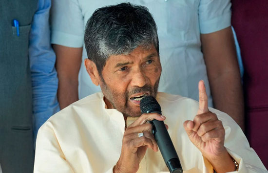 मुख्यमंत्री नीतीश कुमार के आवास पर NDA की बड़ी बैठक, पशुपति पारस से किया किनारा 