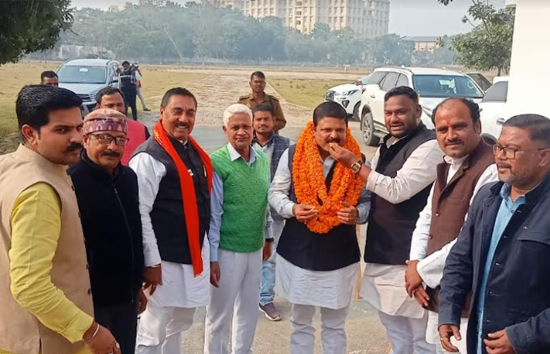 पंडित लवकुश ओझा को चुना गया ब्लाक प्रमुख संघ का जिलाध्यक्ष