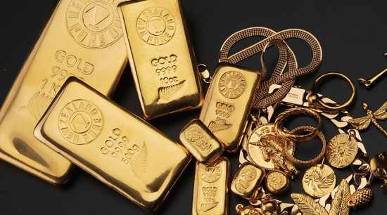 Gold Silver Price Friday : सोना 370 रुपये उछला, चांदी 501 रुपये लुढ़की