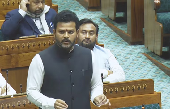 Petrol Diesel Prices : कहीं सस्ता तो कहीं महंगा हुआ पेट्रोल-डीजल, चेक करें आज की नई कीमतें 