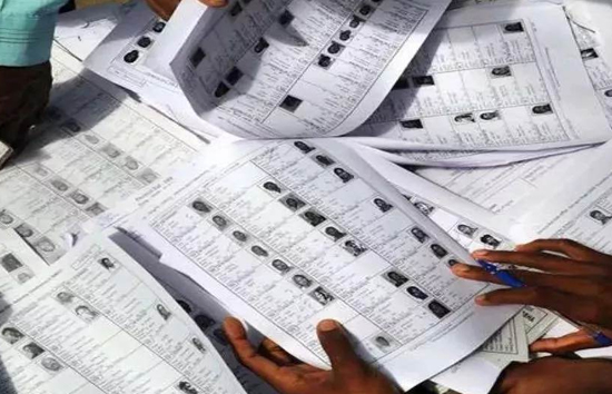 बिहार में मतदाता वेरिफिकेशन में कटेंगे 35 लाख से ज्यादा नाम? कुल 88 प्रतिशत मतदाताओं ने जमा कराए गणना पत्र