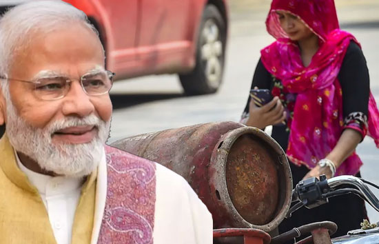 अंतरराष्ट्रीय महिला दिवस पर पीएम मोदी ने दिया तोहफा, 100 रुपये सस्ता हुआ एलपीजी सिलेंडर