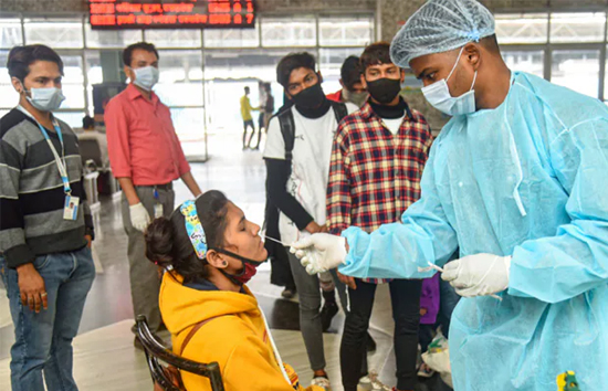 corona virus : देश में 24 घंटे में कोरोना के 14,148 नए केस, 302 मरीजों की मौत