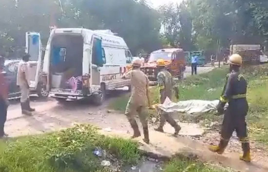 लखनऊ में बड़ा हादसा, आलमबाग में मकान की छत गिरने से एक ही परिवार के 5 सदस्यों की मौत  