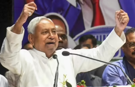 चुनाव से से पहले नीतीश कुमार का मास्टरस्ट्रोक,  विधवा, वृ्द्ध और दिव्यांग पेंशन में की 3 गुना बढ़ोत्तरी 